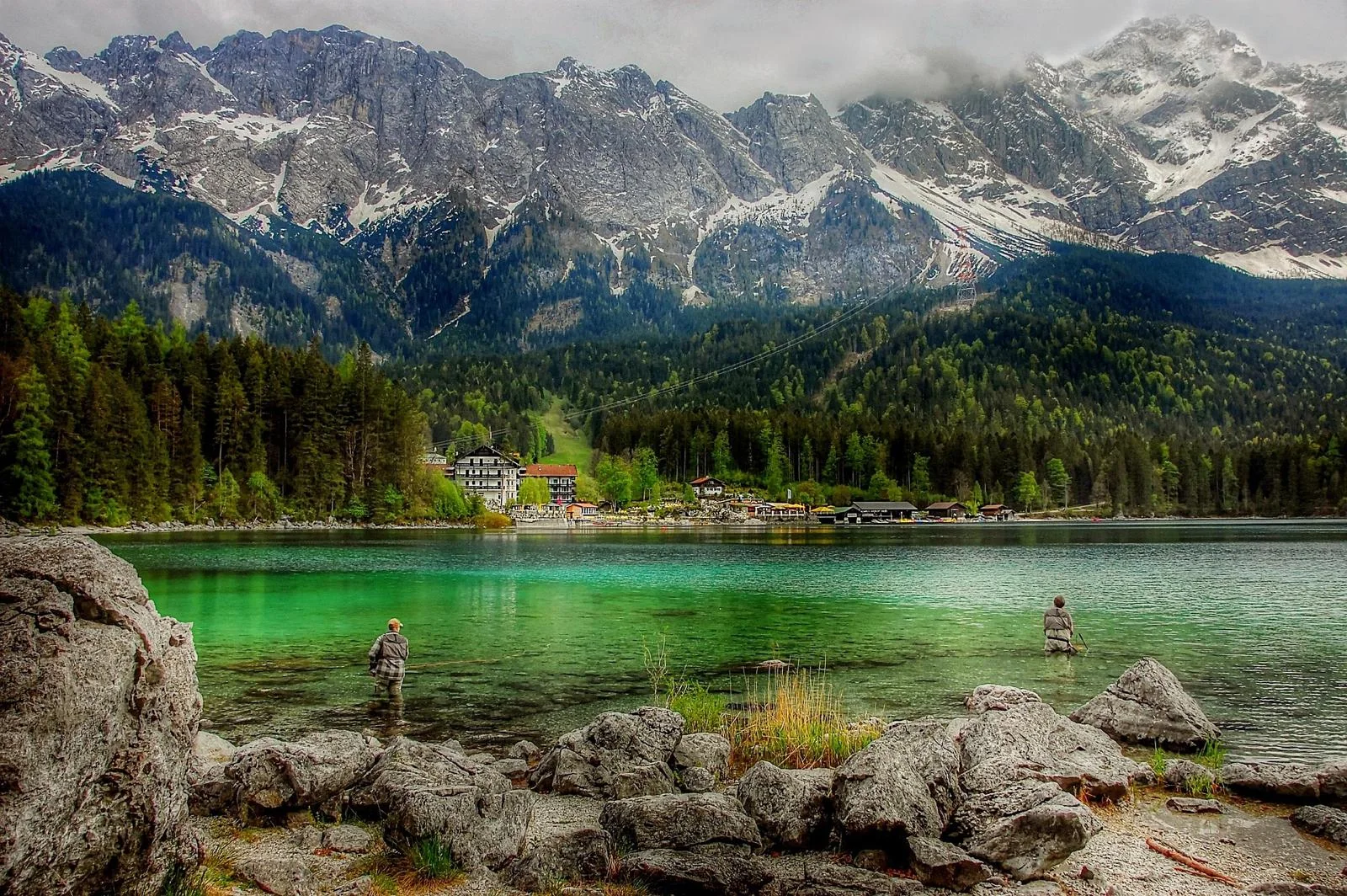 Eibsee mit Blick auf das Wettersteingebirge bei Garmisch-Partenkirchen